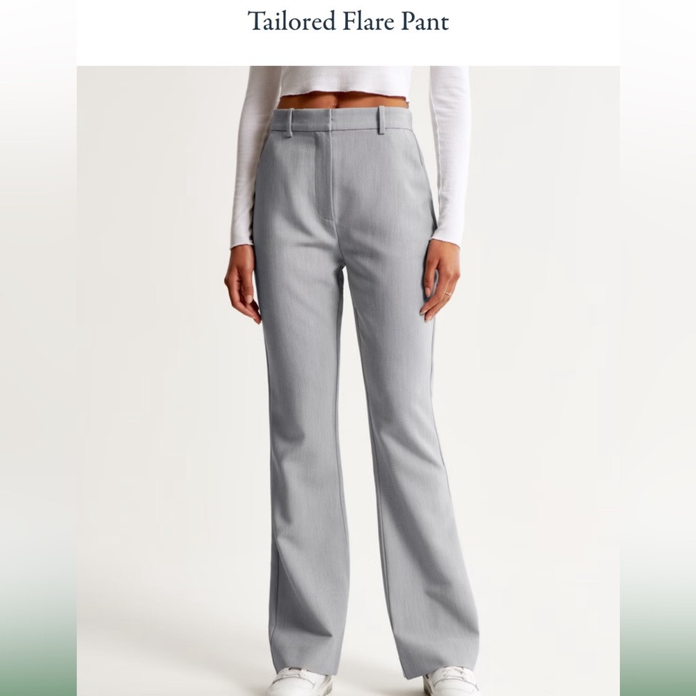 NWT Abercrombie Tailored Flare Pants 33 (16) Short